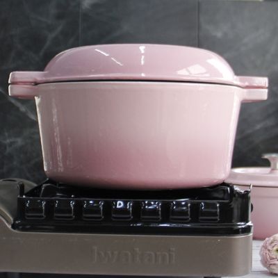 Des kits de cuisine en fonte émaillée 2 en 1