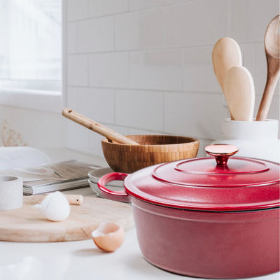 Four 4,5/7,2 quarts de Matt Red Cast Iron Dutch pour le fourneau d'induction