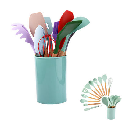 Cuillère de spatule de silicone d'instruments de cuisine avec non la surface de bâton