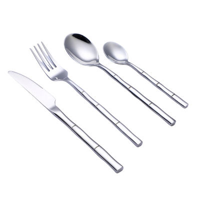 Camping portatif de BARBECUE de 7 morceaux faisant cuire l'ensemble 788.5g pour griller extérieur