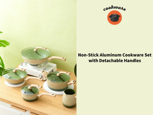 Le Cookware en aluminium léger de BSCI a placé 8Piece avec la poignée en bois