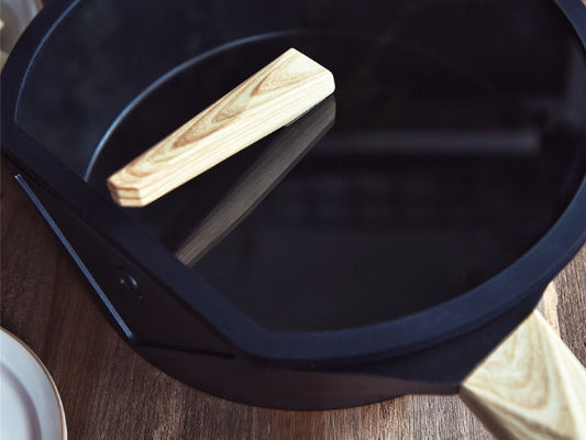 La poêle résistante 9.5Inch d'éraflure collent non avec la finition de cuivre