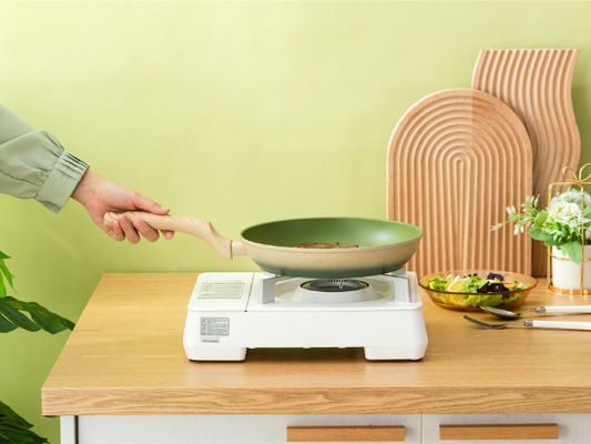 La poêle à cuire saine 7Inch collent non 26cm avec le revêtement titanique