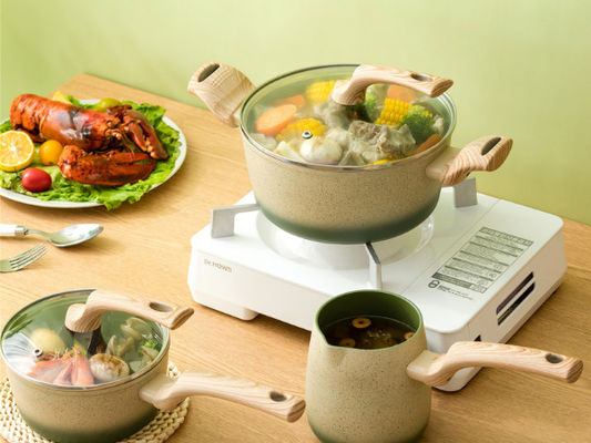 L'ODM collent non l'ensemble en aluminium 5Piece de Cookware avec les poignées détachables