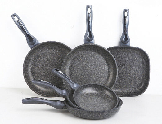 5 pièces de four à frire en aluminium