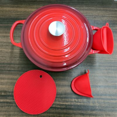 Cuisinier en fer forgé en émail de qualité supérieure de 6 litres avec couvercle - Disponible en 6 couleurs avec gants en silicone et porte-pot